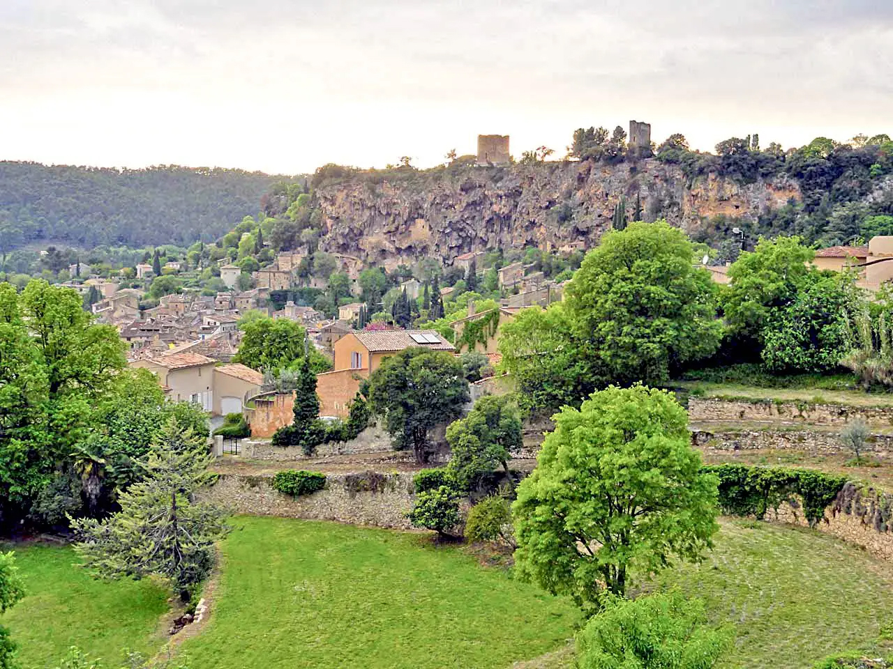 Venir à Cotignac